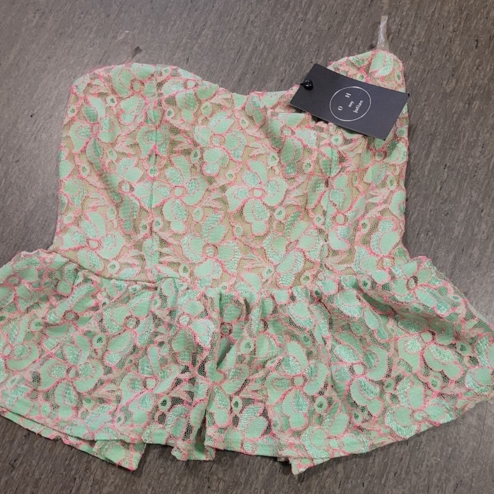 3/$25 NWT sz S/M lace Mint strapless shirt